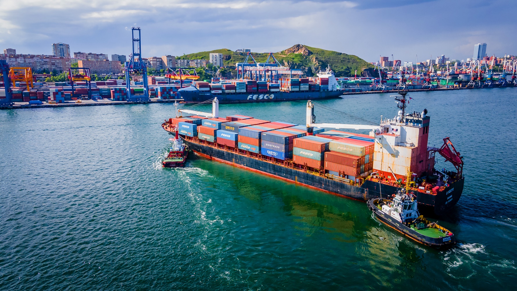 Морские контейнерные перевозки FESCO между Китаем и Владивостоком выросли на 7% в 2023 году