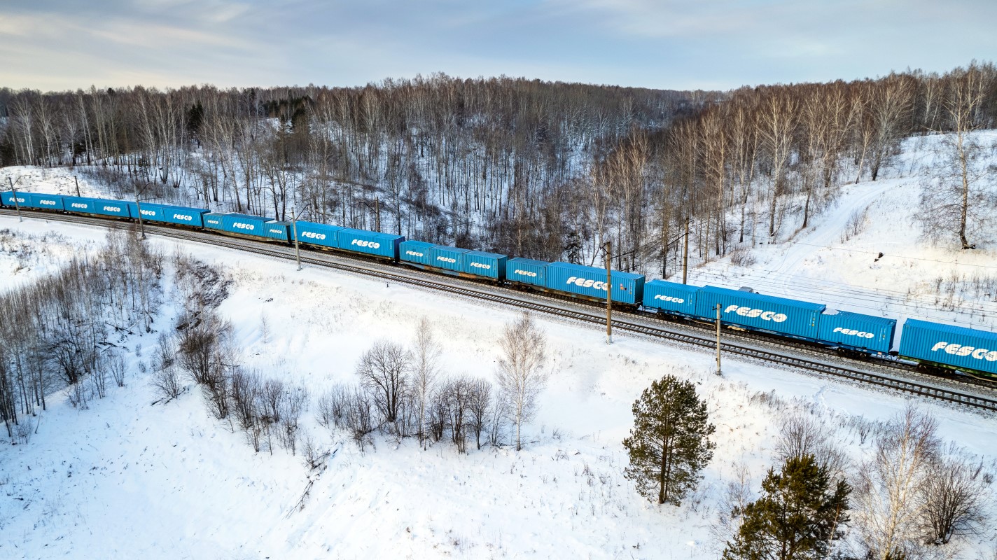 FESCO отправила из Владивостока 53 контейнерных поезда за неделю