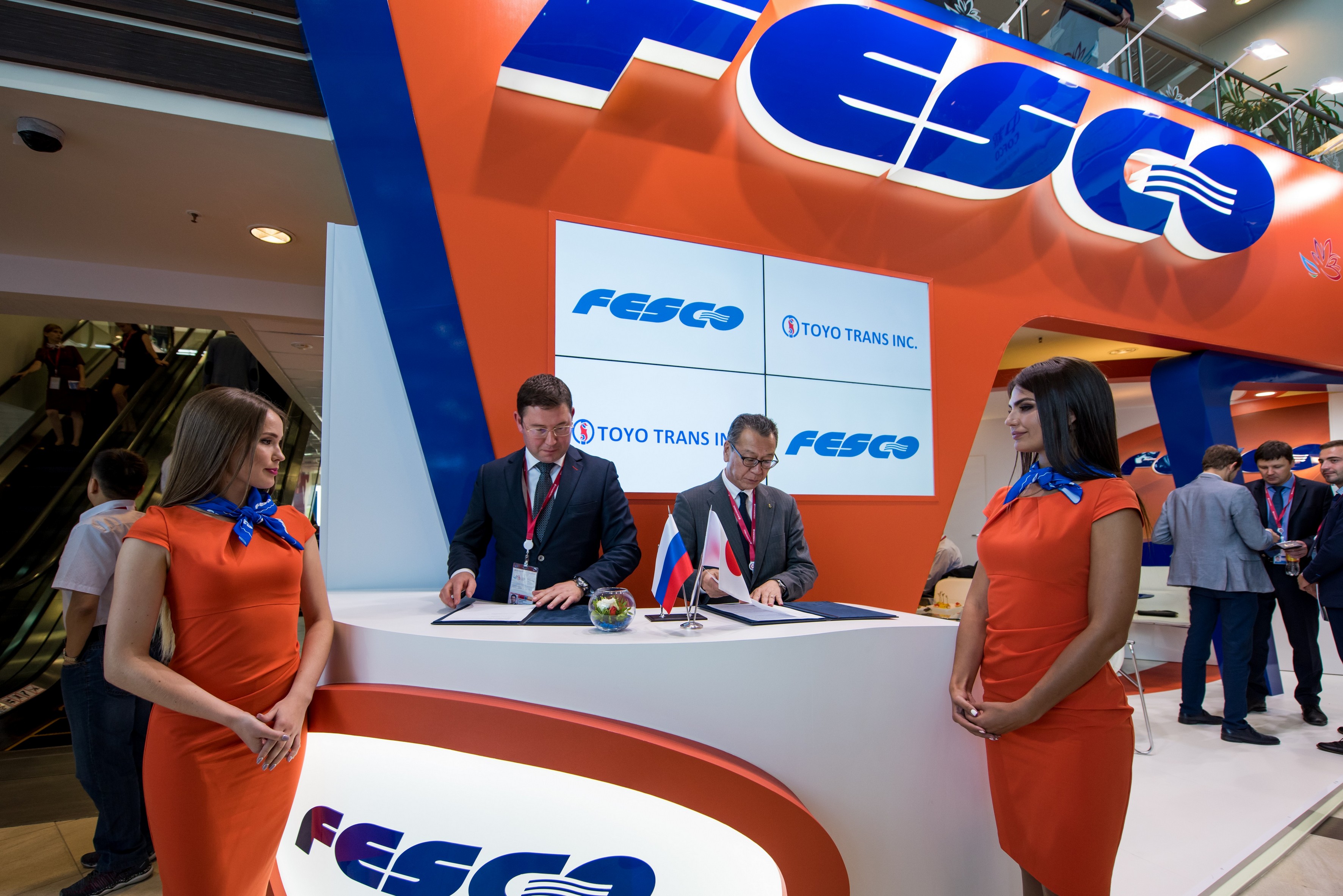 FESCO и японская Toyo Trans договорились об увеличении перевозок из Японии в европейскую часть России по Транссибу