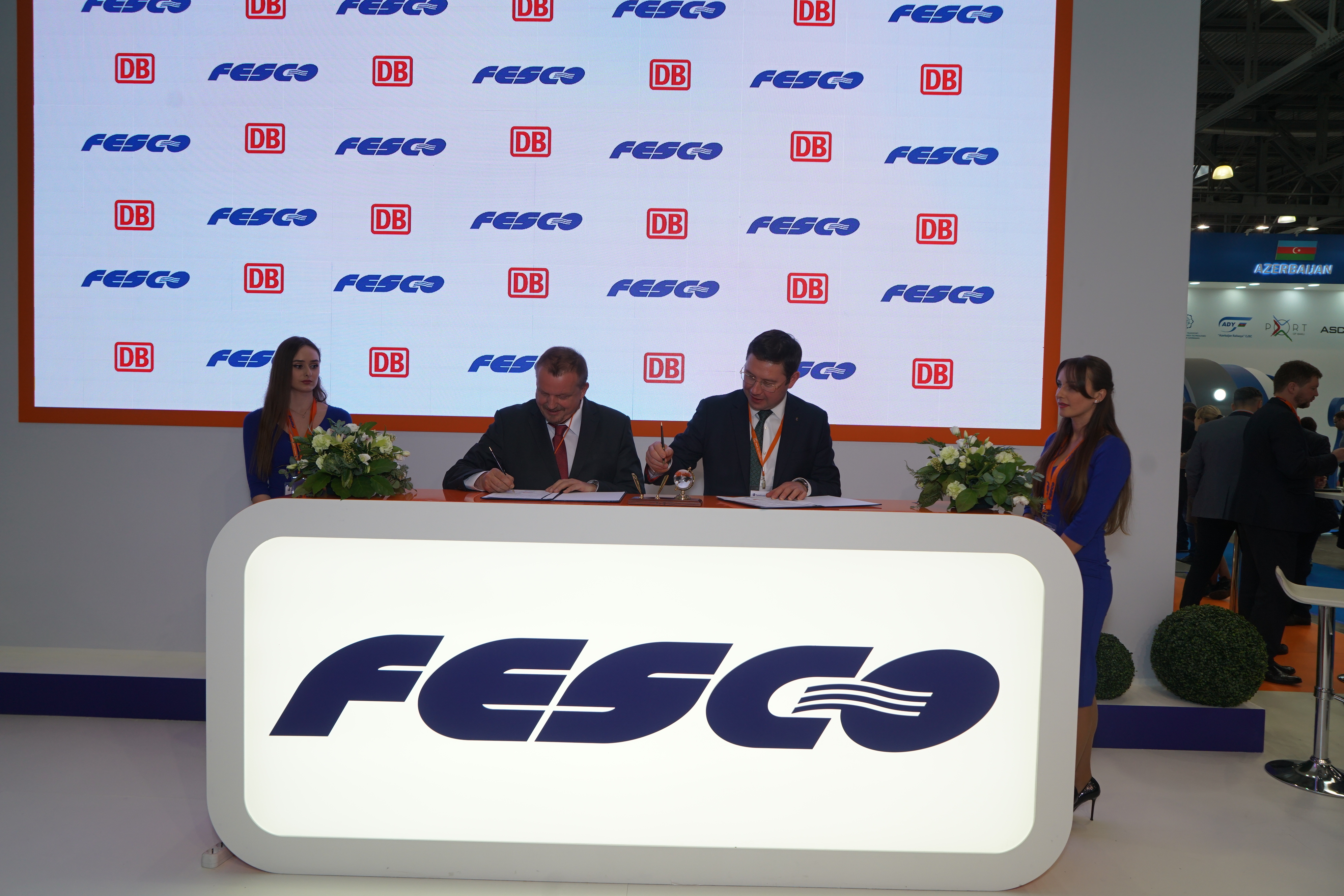 FESCO и DB Cargo будут развивать контейнерные перевозки скоропортящихся грузов между РФ и Китаем