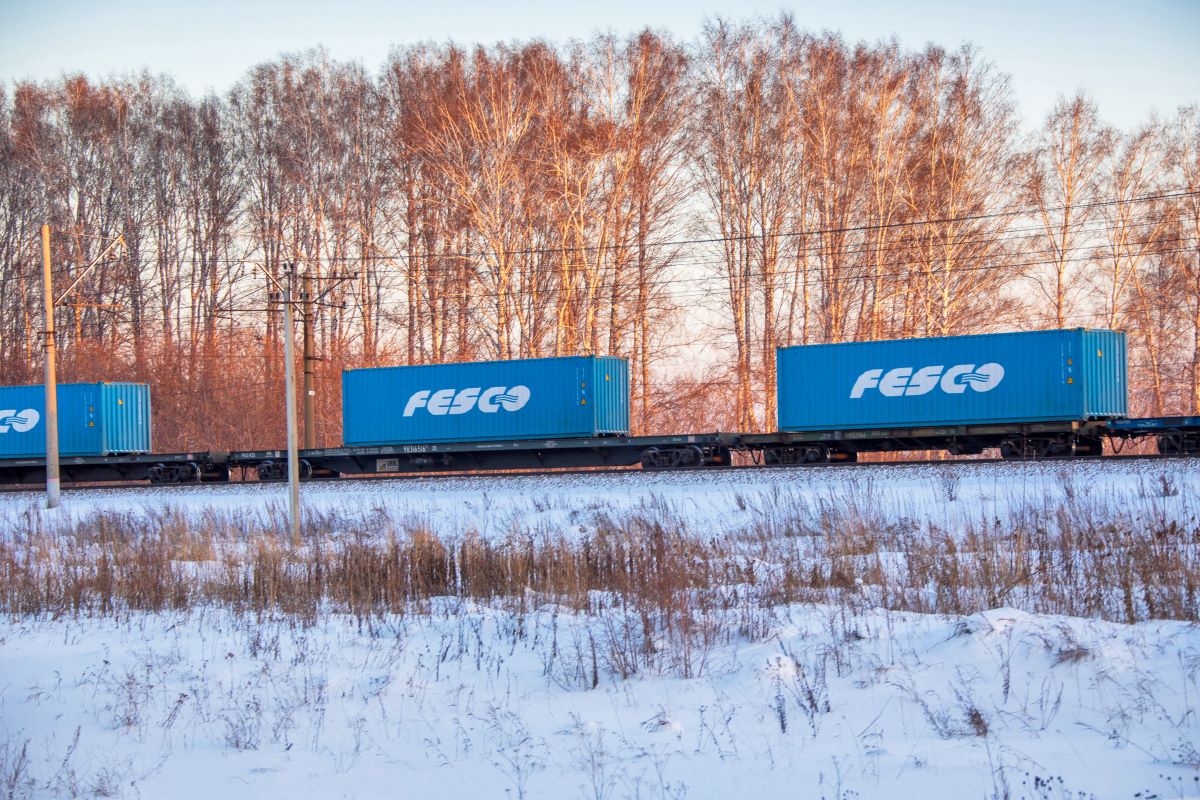 Парк контейнеров FESCO превысил 130 тыс. TEU Парк контейнеров FESCO превысил 130 тыс. TEU