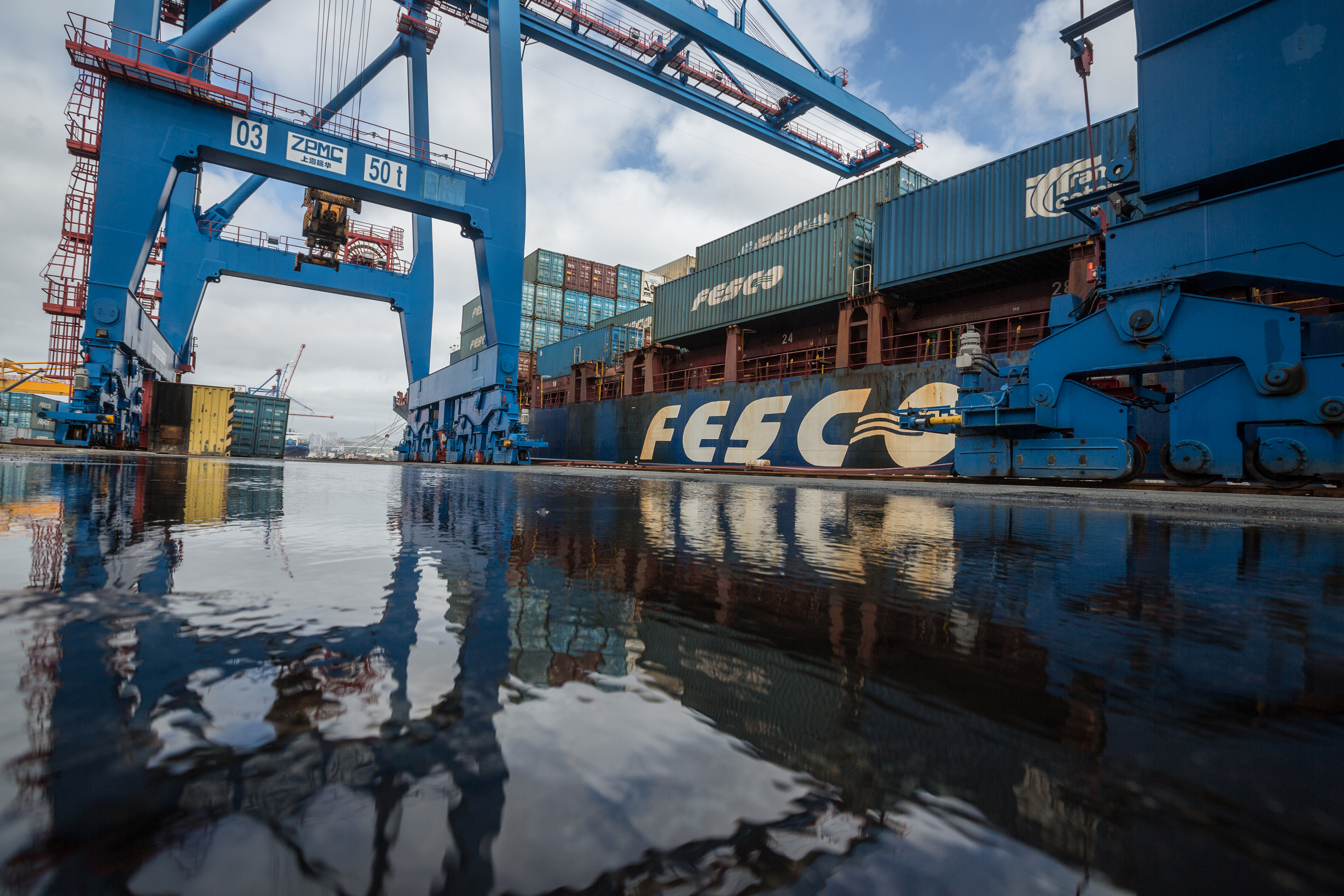 FESCO запускает регулярный интермодальный сервис для доставки грузов из городов РФ на Курилы