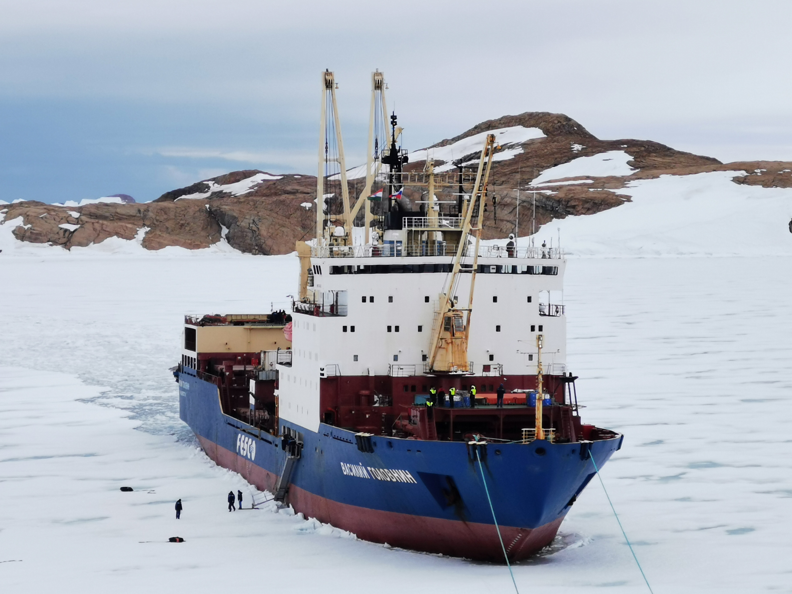 FESCO обеспечит снабжение индийских станций в Антарктиде еще на 5 лет