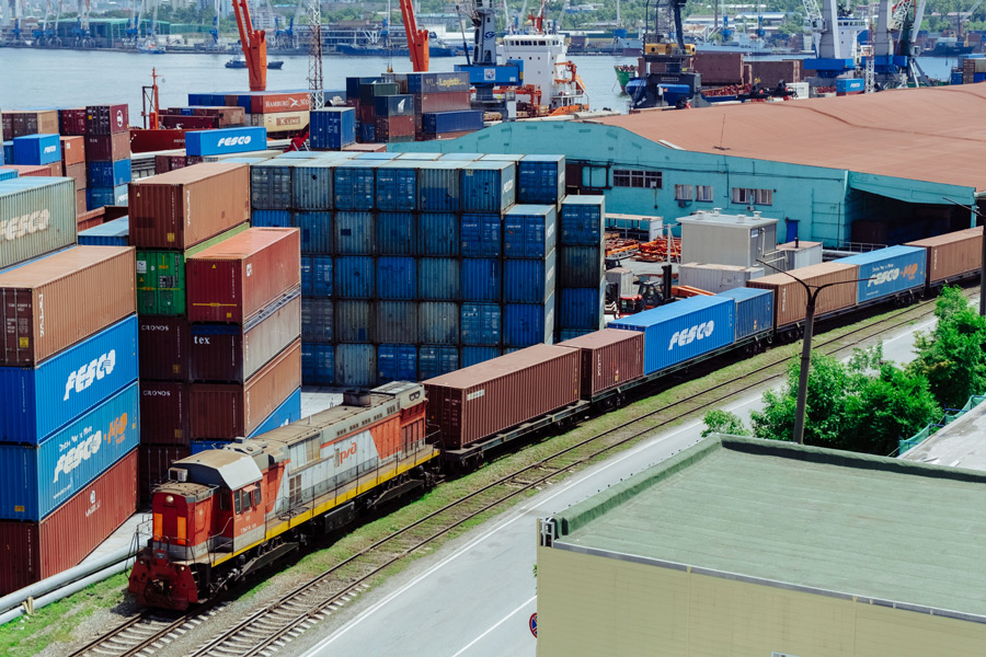 FESCO запустила регулярный контейнерный поезд из Владивостока в Минск 