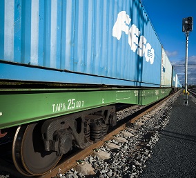 FESCO начинает отправку ускоренных контейнерных поездов между Владивостоком и Москвой в рамках проекта "Транссиб за 7 суток"